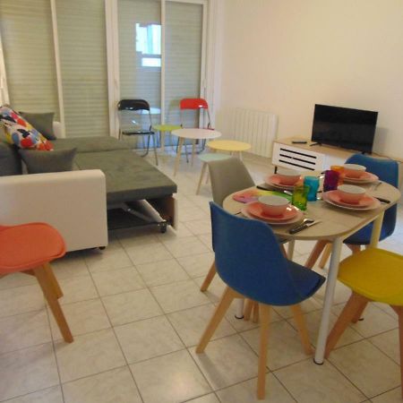 Appartement Vue Sur Mer Сен-Жан-де-Мон Екстериор снимка