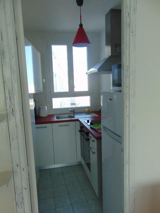 Appartement Vue Sur Mer Сен-Жан-де-Мон Екстериор снимка