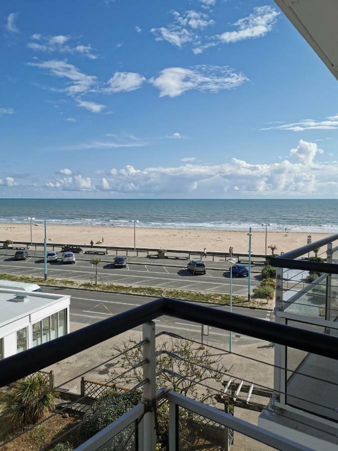 Appartement Vue Sur Mer Сен-Жан-де-Мон Екстериор снимка