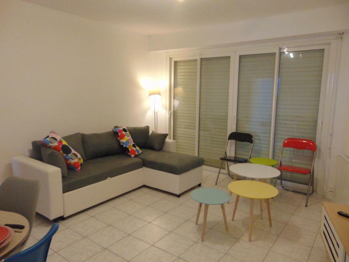 Appartement Vue Sur Mer Сен-Жан-де-Мон Екстериор снимка