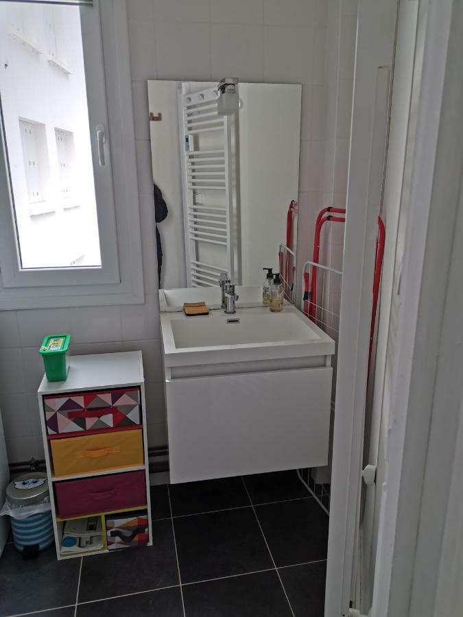 Appartement Vue Sur Mer Сен-Жан-де-Мон Екстериор снимка
