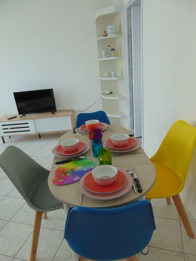 Appartement Vue Sur Mer Сен-Жан-де-Мон Екстериор снимка
